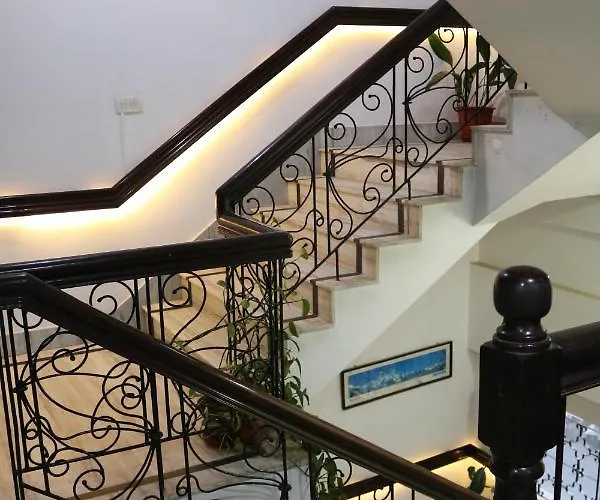 Hotel Vasana 3*